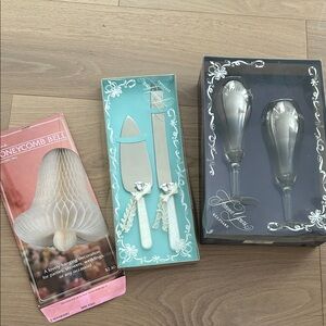 NWT Serving set & champagne glasses (wedding)